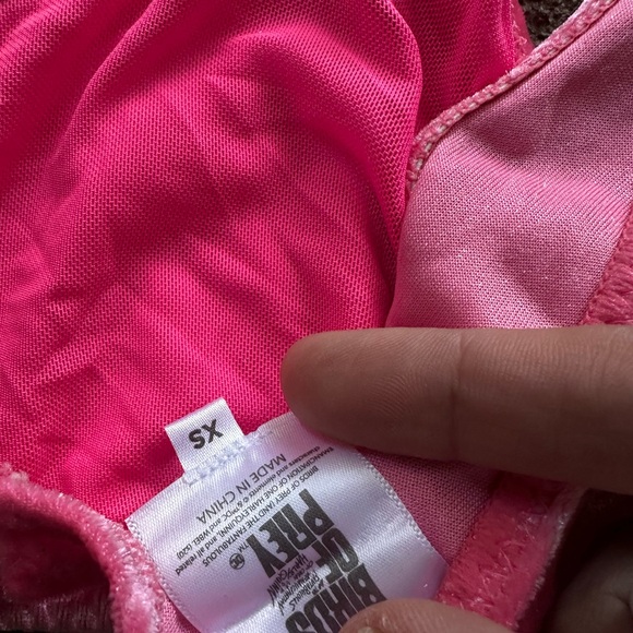 Birds of prey Pink velvet crop top bra - Picture 4 of 4